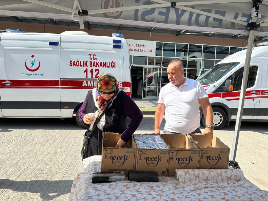 SİNCAN BELEDİYESİ’NDEN ÜCRETSİZ SU İKRAMI