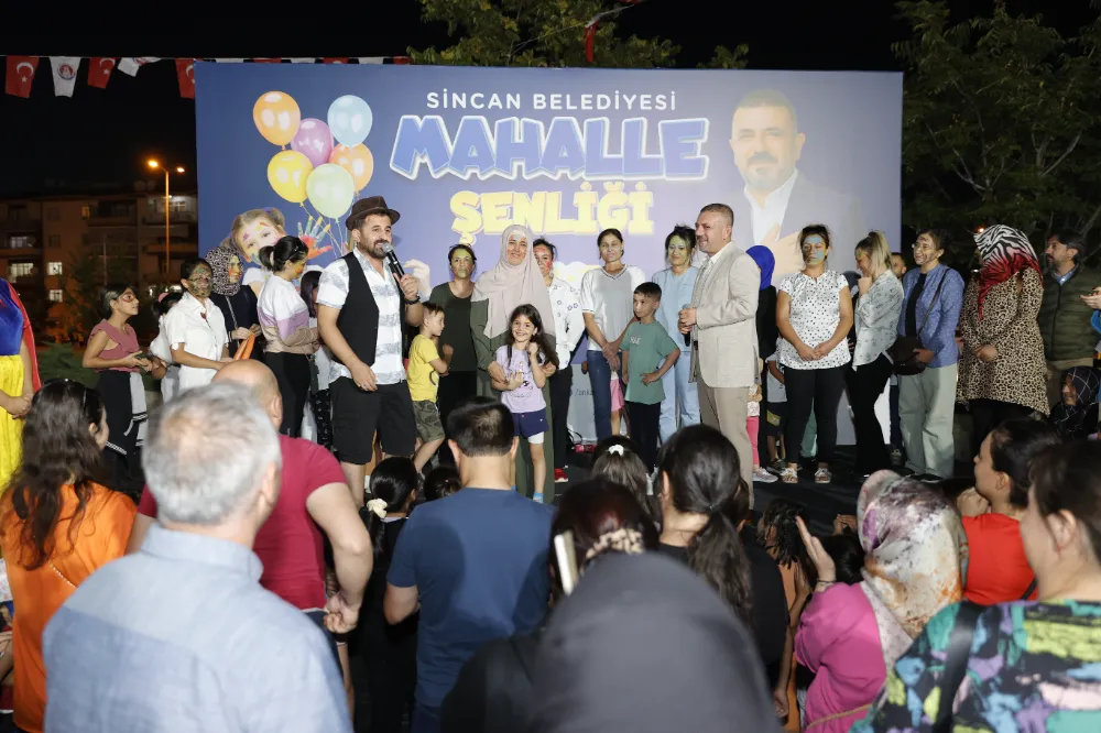 NEŞE, EĞLENCE HEPSİ MAHALLE ŞENLİKLERİNDE…