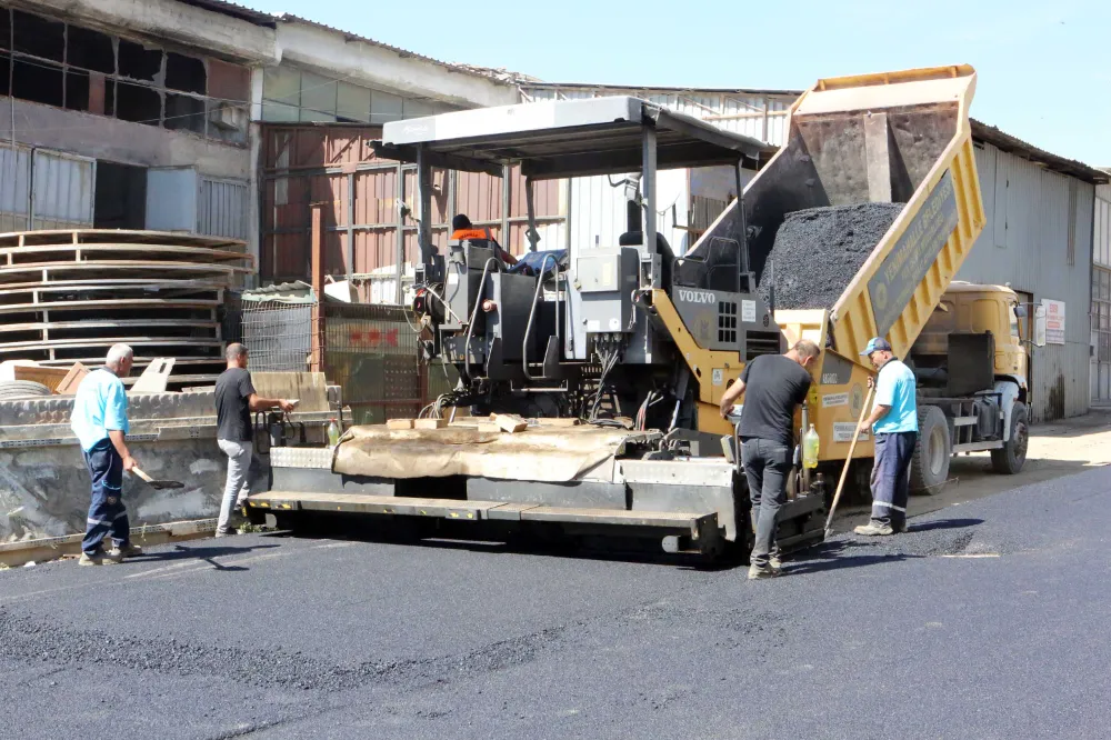 Fen işleri ekipleri çalışmaları sıklaştırdı