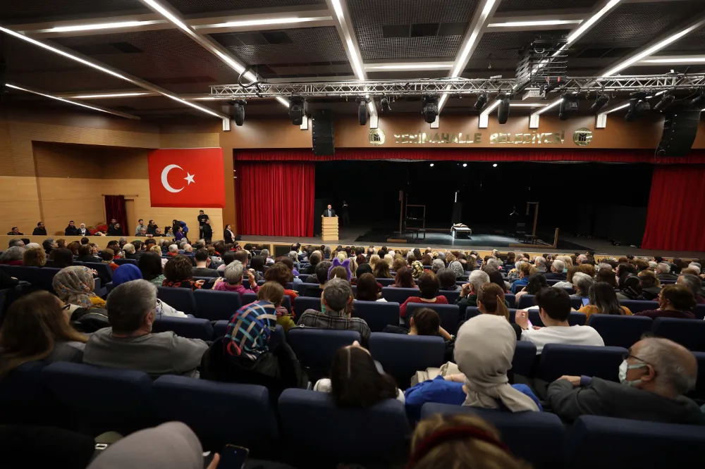 Yenimahalle’de Tiyatro Festivali devam ediyor