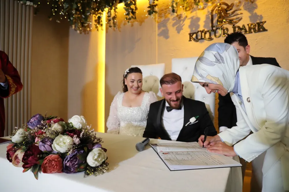 Güncellenen Aile ve Gençlik Fonu kredileri için başvurular alınmaya başlandı