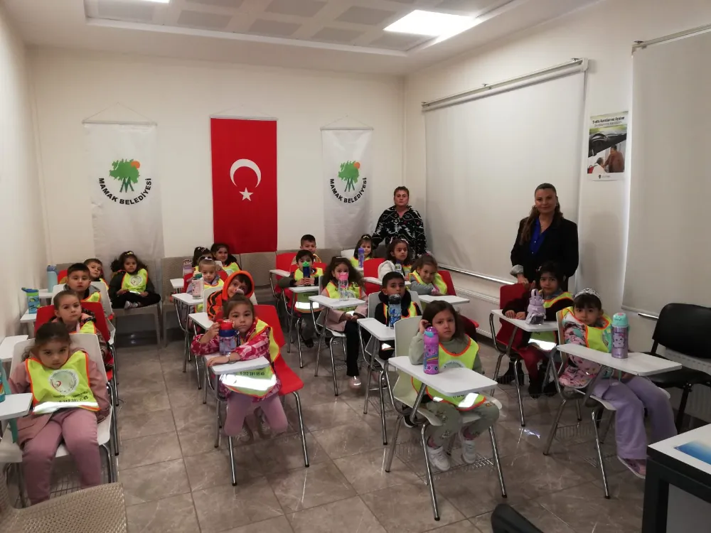 Mamak’ta Çocuklar Trafik Bilinciyle Büyüyor