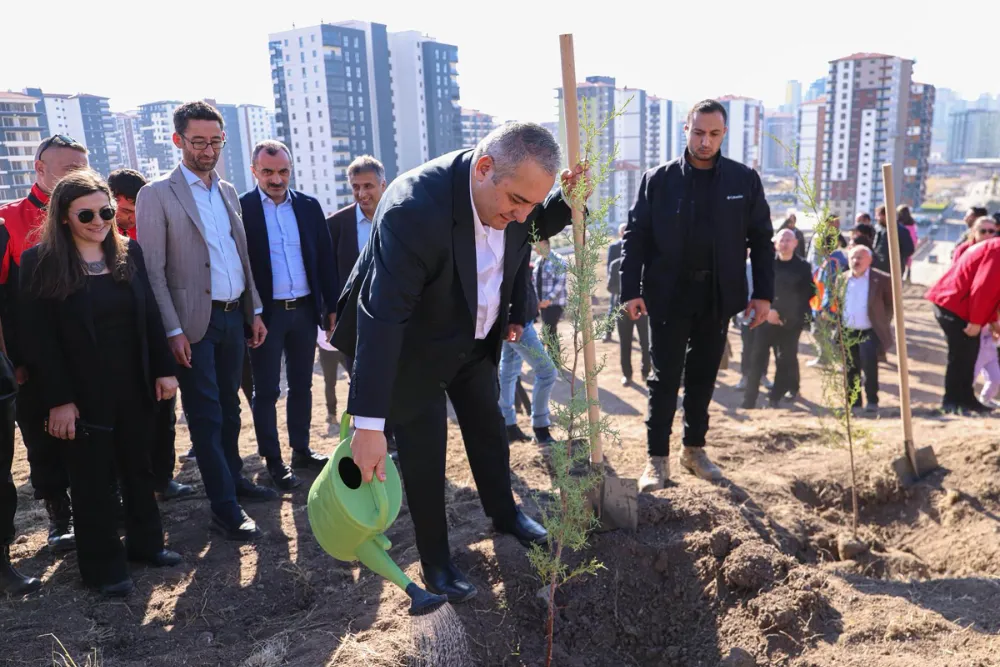 MİLLİ AĞAÇLANDIRMA GÜNÜ’NDE KEÇİÖREN’DE FİDANLAR TOPRAKLA BULUŞTU