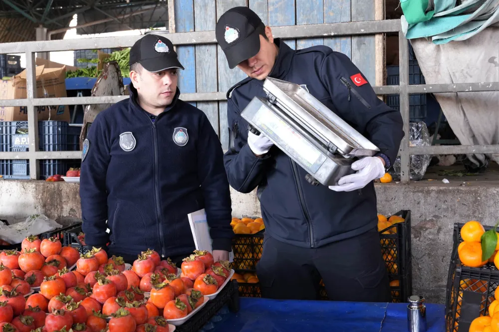 KEÇİÖREN ZABITASINDAN SEMT PAZARLARINDA TARTI VE TERAZİ DENETİMİ