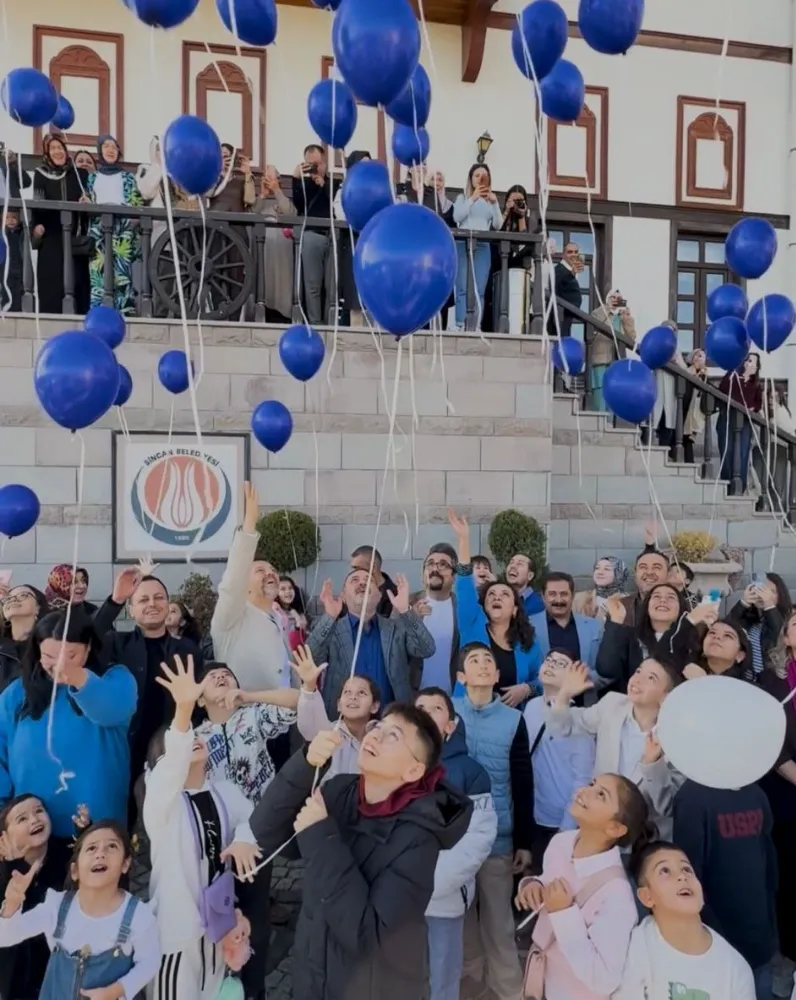 SİNCAN’DA MAVİ BALONLAR ‘DİYABET İÇİN’ GÖKYÜZÜNDEYDİ