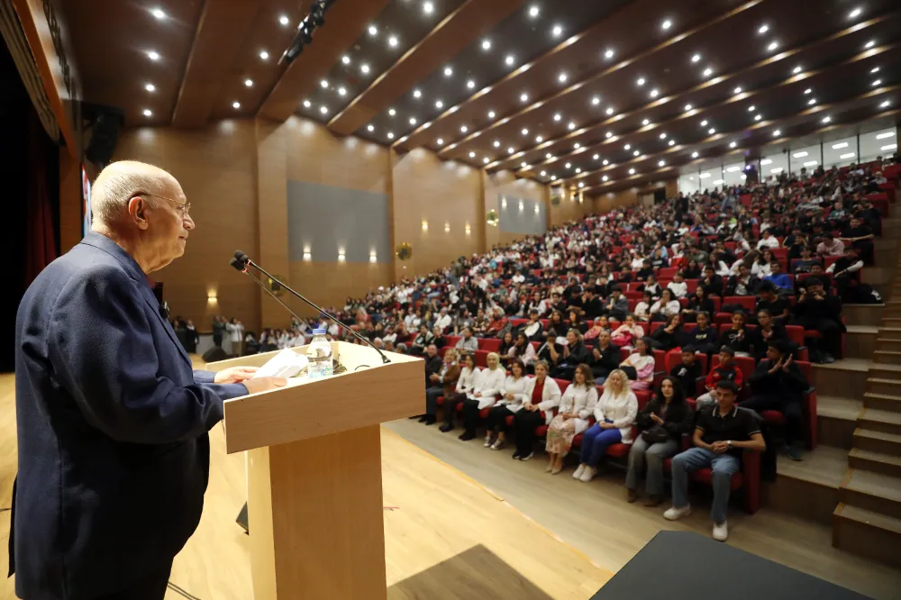 9 yılda 34 bin öğrenciye eğitim desteği