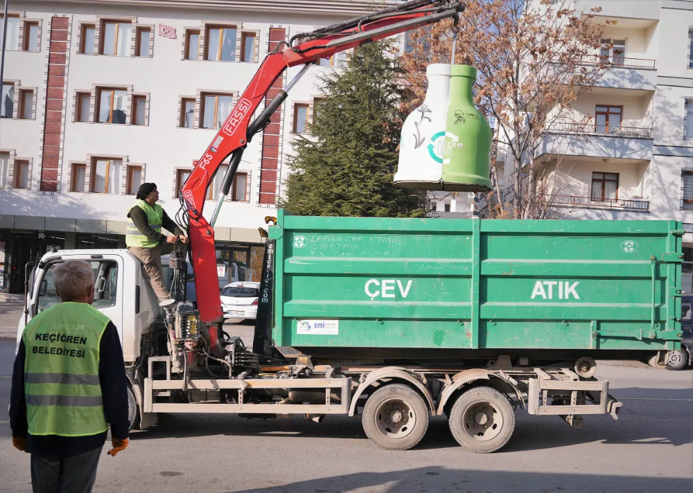KEÇİÖREN’DEN GERİ DÖNÜŞÜME BÜYÜK KATKI 