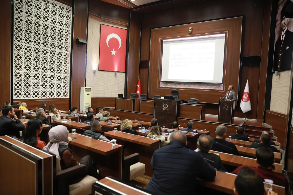 KEÇİÖREN BELEDİYESİ PERSONELİNE TAŞINMAZ MAL YÖNETİMİ EĞİTİMİ