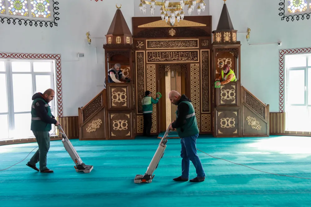 CAMİLER RAMAZAN AYINA HAZIR