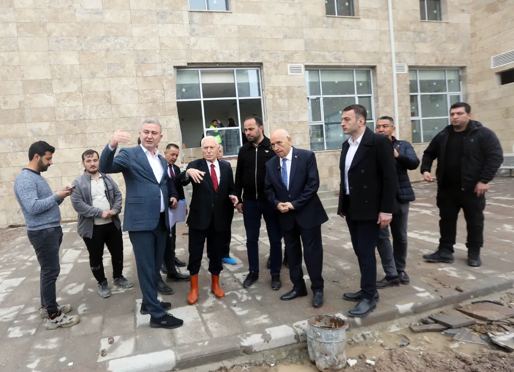 Alzheimer ve Yaşlı Yaşam Merkezi’nde sona gelindi