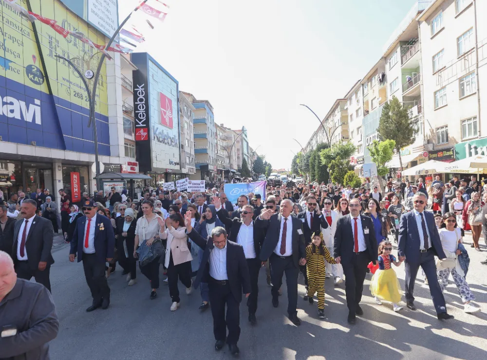 SİNCAN’DA “BÜYÜK AİLE YÜRÜYÜŞÜ” 