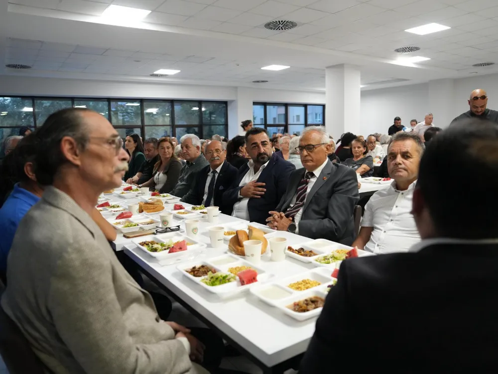 BAŞKAN BEŞİKCİOĞLU, ALEVİ-BEKTAŞİ KÜLTÜR VE CEMEVİ’NDEKİ ORUÇ AÇMA ETKİNLİĞİNE KATILDI