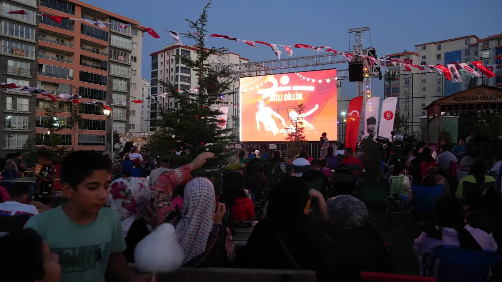 30 AĞUSTOS’A ÖZEL ‘ATATÜRK’ FİLMİ AÇIK HAVA SİNEMASINDA