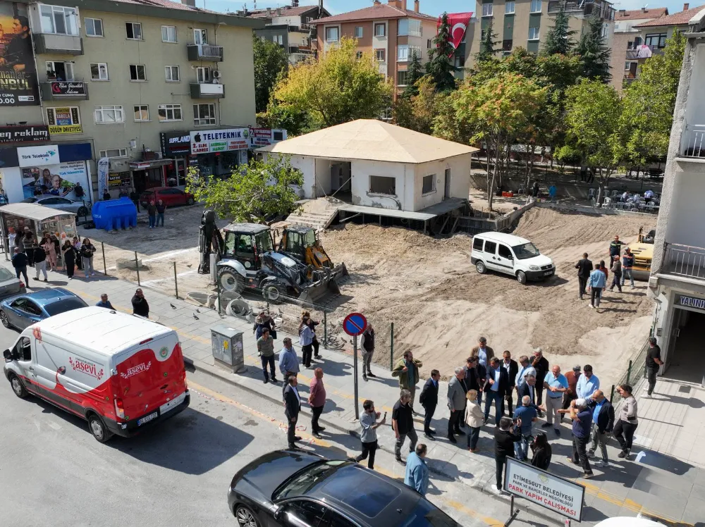 BAŞKAN BEŞİKCİOĞLU YENİ SOSYAL TESİSİ İNŞAATINI VE İŞÇİLERİ ZİYARET ETTİ! 